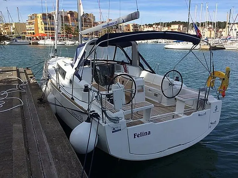 Oceanis 38