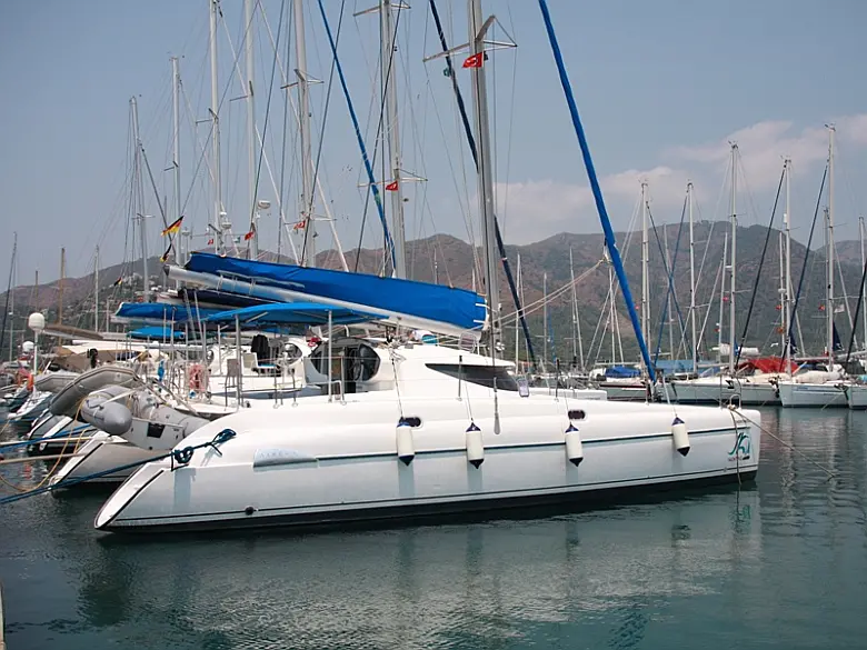 Athena 38
