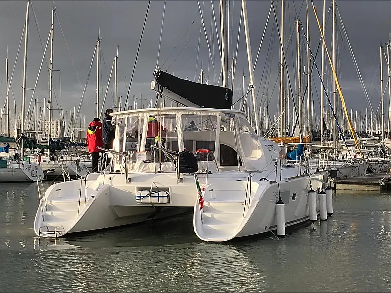 Lagoon 380