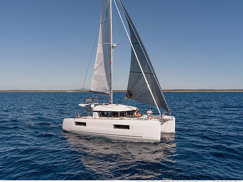 Lagoon 40