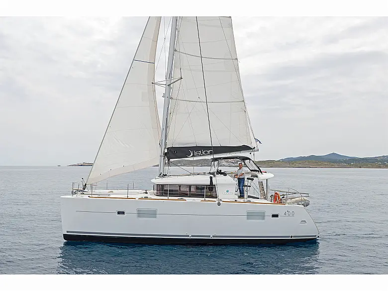Lagoon 400S2