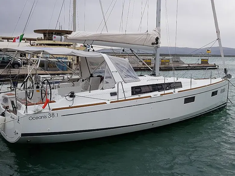 Oceanis 38.1