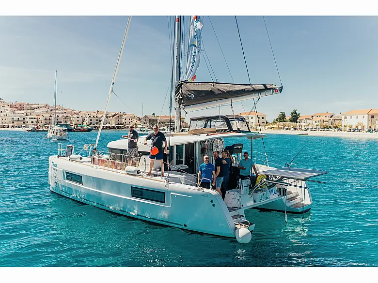 Lagoon 40