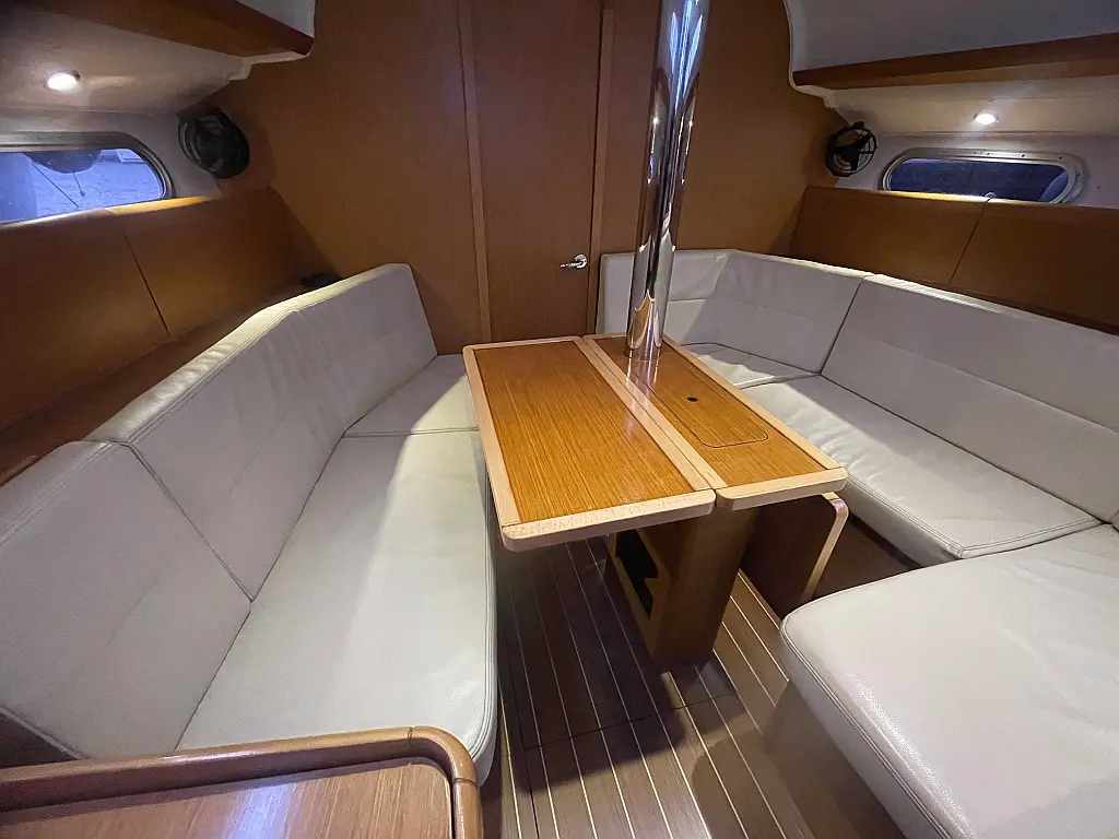 Sun Odyssey 36i - 