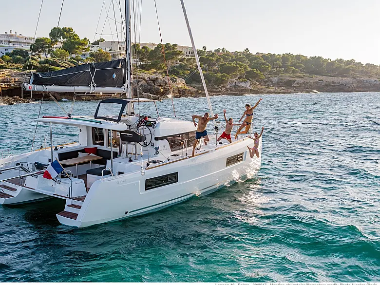Lagoon 40