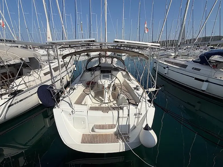 Sun Odyssey 33i
